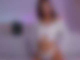 Live cam show with LilyRoselyn - Brown Hair on livesuperchat.net