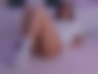 Live cam show with LilyRoselyn - Small Ass on Streamer API
