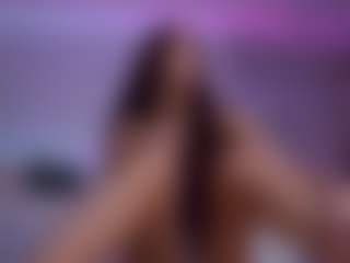 Live cam show with LilyRoselyn - Fit on CSO-WL