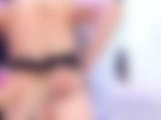 lucianaportec's Live Sex Cam Show