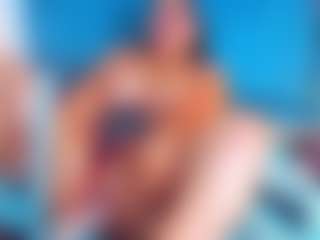 sarayhorny69's Live Sex Cam Show