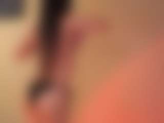 Live cam show with DarlaBelle - Striptease on Camming Site
