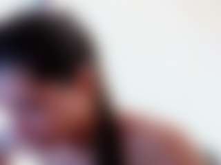 Live cam show with DarlaBelle - Small Ass on chickslive.net