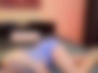 Live cam show with DarlaBelle - Flashing on TeamSkeetLive