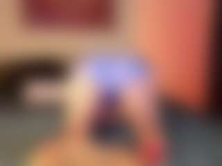 Live cam show with DarlaBelle - Petite on SpankPalCams