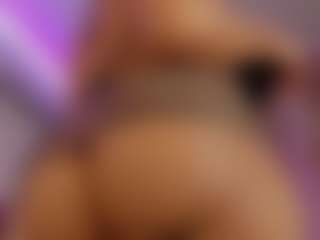 KhelanyIsyy's Live Sex Cam Show
