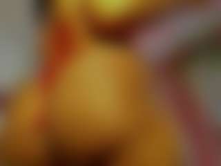 Live cam show with KhelanyIsyy - Latina on Hubzter Live