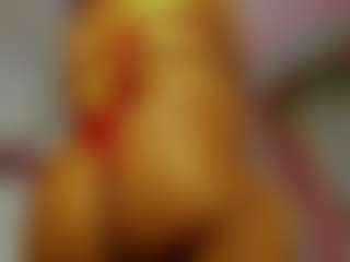 Live cam show with KhelanyIsyy - Black Hair on Fling VIP Chat