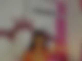 Live cam show with KhelanyIsyy - White on CamwithHer