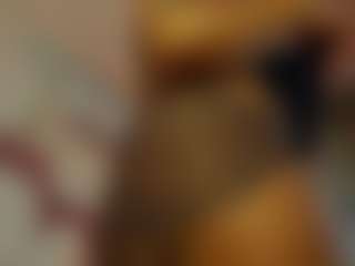 Live cam show with KhelanyIsyy - Black Hair on CamwithHer