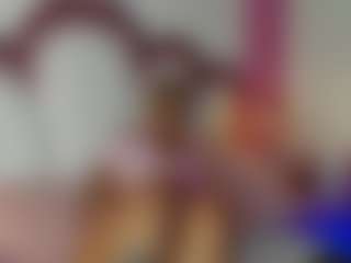 KhelanyIsyy's Live Sex Cam Show