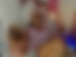 Live cam show with KhelanyIsyy - Mexican on Camsoda
