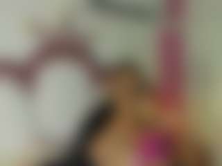KhelanyIsyy's Live Sex Cam Show