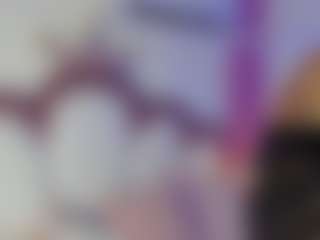 Live cam show with KhelanyIsyy - Big Cock on xDating