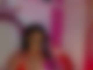 Live cam show with KhelanyIsyy - Latina on Camsoda