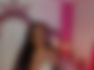 Live cam show with KhelanyIsyy - Nipple Piercings on Soda Cam