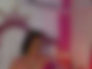 Live cam show with KhelanyIsyy - Brown Eyes on CamwithHer