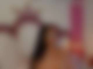 Live cam show with KhelanyIsyy - Big Cock on AdultVida.com