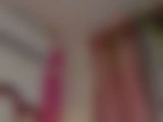 Live cam show with KhelanyIsyy - Black Hair on StripNow