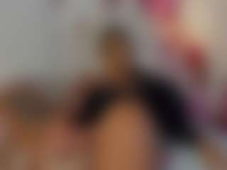 Live cam show with KhelanyIsyy - Brown Eyes on Camsoda