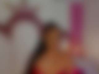 Live cam show with KhelanyIsyy - Big Tits on Camsoda