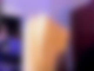 Live cam show with Chloee-Jones - Blonde Hair Curvy on camwithhim.com