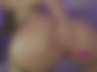 Innanaa's Live Sex Cam Show