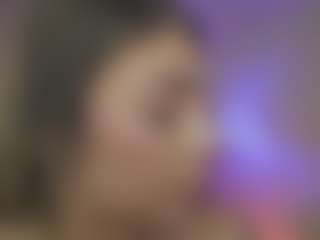 Innanaa's Live Sex Cam Show