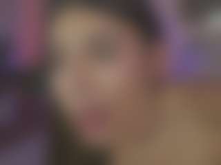 Innanaa's Live Sex Cam Show
