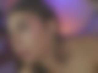 Live cam show with Innanaa - Rough on SmokeAndPoke