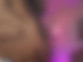 Innanaa's Live Sex Cam Show