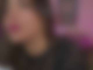 Innanaa's Live Sex Cam Show