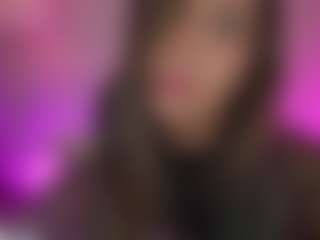 Innanaa's Live Sex Cam Show
