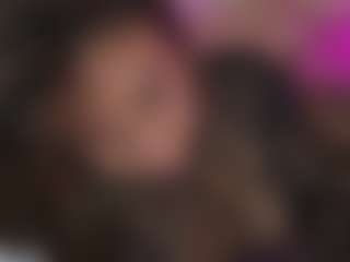 Innanaa's Live Sex Cam Show