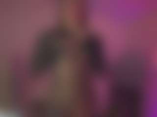 Innanaa's Live Sex Cam Show