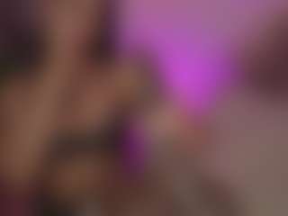 Innanaa's Live Sex Cam Show