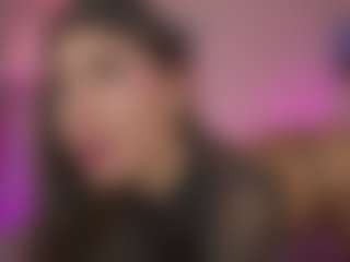 Innanaa's Live Sex Cam Show