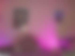 Innanaa's Live Sex Cam Show