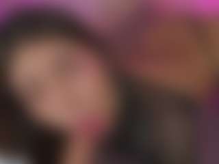 Innanaa's Live Sex Cam Show