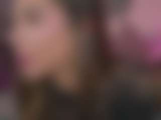 Innanaa's Live Sex Cam Show
