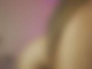 Innanaa's Live Sex Cam Show
