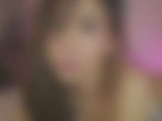 Innanaa's Live Sex Cam Show