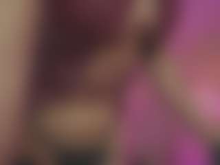 Innanaa's Live Sex Cam Show
