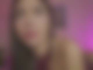 Innanaa's Live Sex Cam Show