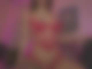 Innanaa's Live Sex Cam Show