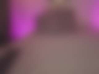 Innanaa's Live Sex Cam Show