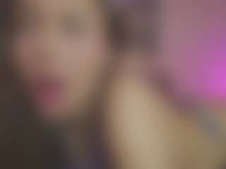 Innanaa's Live Sex Cam Show
