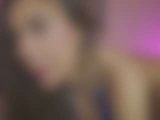Innanaa's Live Sex Cam Show