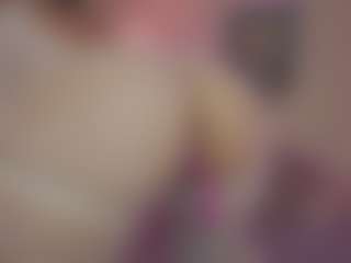 Innanaa's Live Sex Cam Show