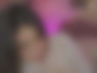 Innanaa's Live Sex Cam Show